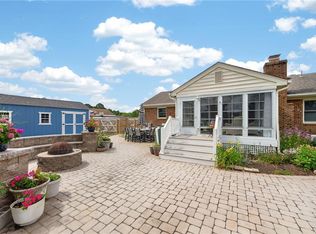 4220 Duke Of Gloucester Dr, Chesapeake, VA 23321