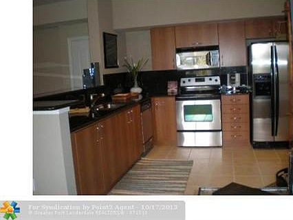 3rd image of 250 NE 3rd Ave APT 203