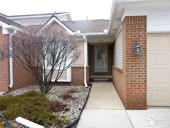 2nd image of 21854 Patriot Blvd #1