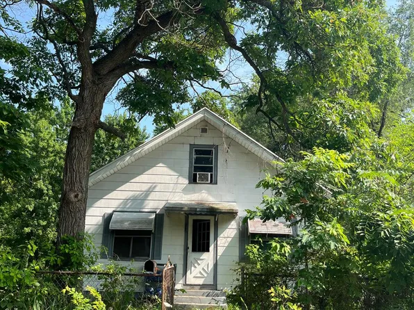 1707 Charles Ave, Kalamazoo, MI 49048