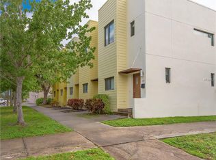 295 7th St S, Saint Petersburg, FL 33701