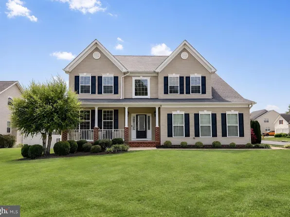 24318 Miley Dr, Hollywood, MD 20636