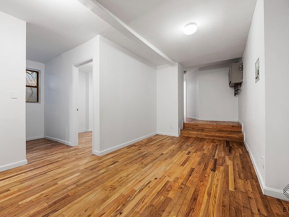 4th image of 279 S 5th St #1R