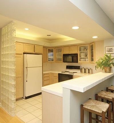 2nd image of 901 10th St APT 206