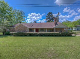 913 Pine Hill Rd, Shreveport, LA 71107