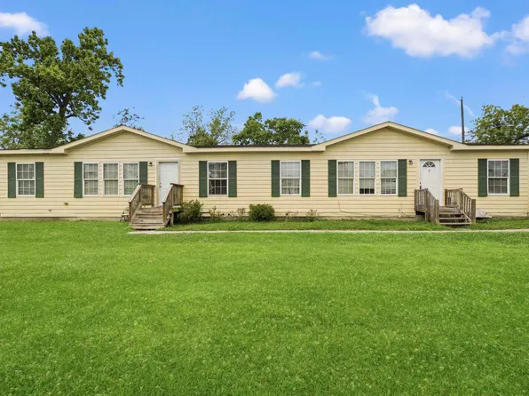 7446 Weyburn St, Houston, TX 77028