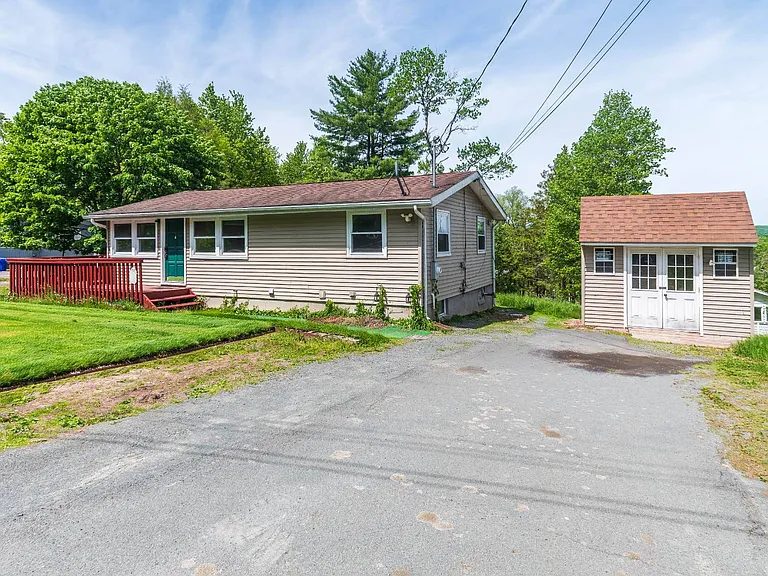 9 Shirley Rd — Photo 2