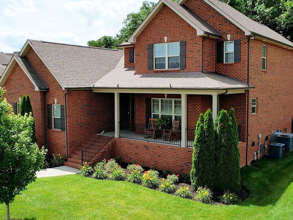 1st image of 632 Twin View Dr