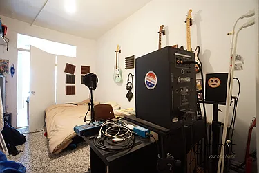 Rented by Rennit Inc.