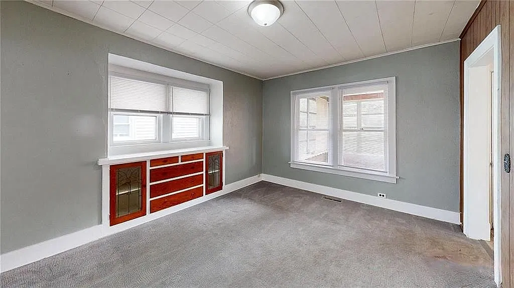 3 bed, 1354 sqft, $1,350 — Photo 2