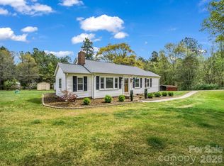 416 W Main St, Mooresboro, NC 28114