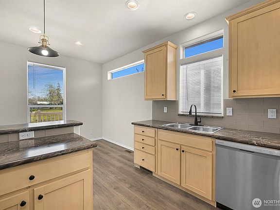 5th image of 4672 Birch Bay Lynden Road #90