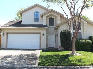 2319 Fallwater Ln, Carmichael, CA 95608