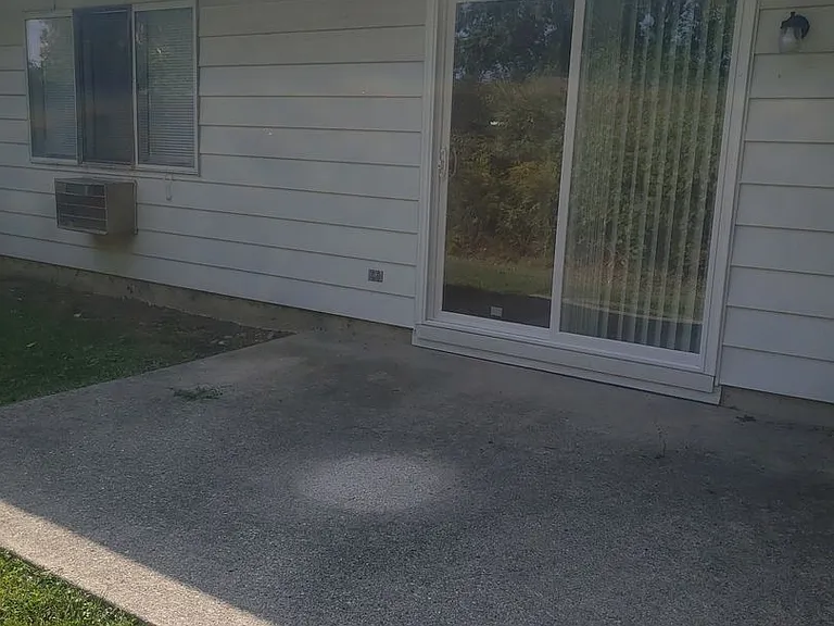 1202 Lake Forest Dr #A-C — Photo 10