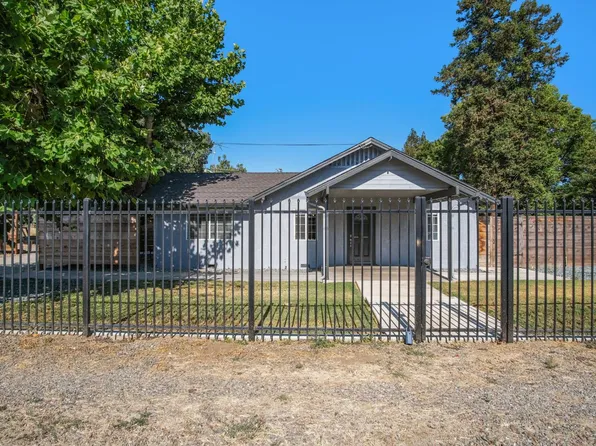 225 Dakota Ave, Modesto, CA 95358