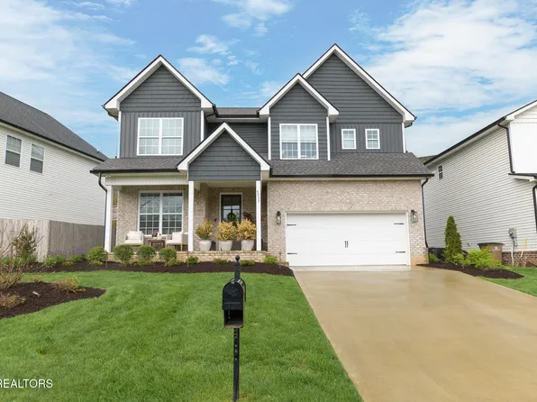 4937 Creek Bank Dr, Knoxville, TN 37920