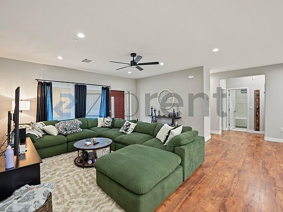 4th image of 4858 W Avenue L