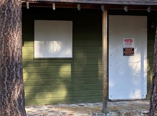 214 Knoll Rd, Big Bear Lake, CA 92315