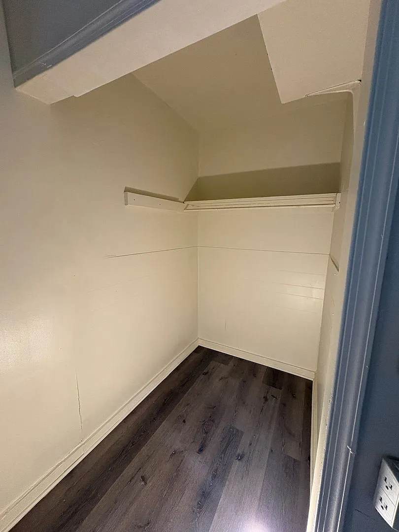 Wayside Apartments — Photo 4