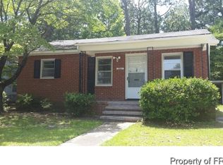 1601 Seabrook Rd, Fayetteville, NC 28301