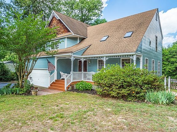 2nd image of 6812 Forest Dr