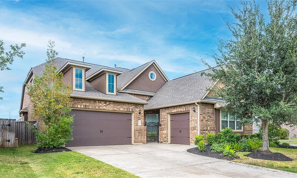 1st image of 623 Yaupon Creek Ln