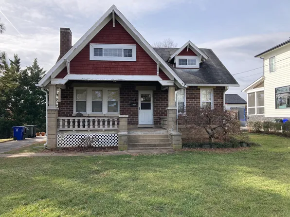 858 N Frederick St, Arlington, VA 22205