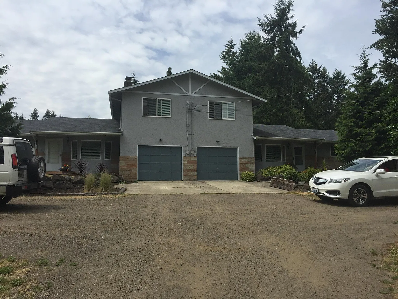 3 bed, 1344 sqft, $2,500 — Photo 1