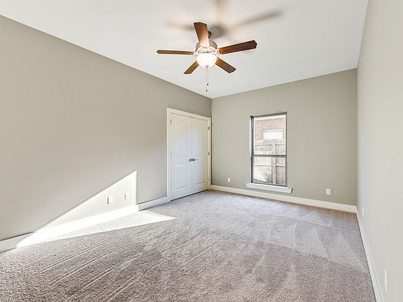 3rd image of 26445 Feliciana Dr