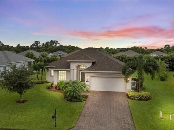 8369 Paladin Square, Vero Beach, FL 32967