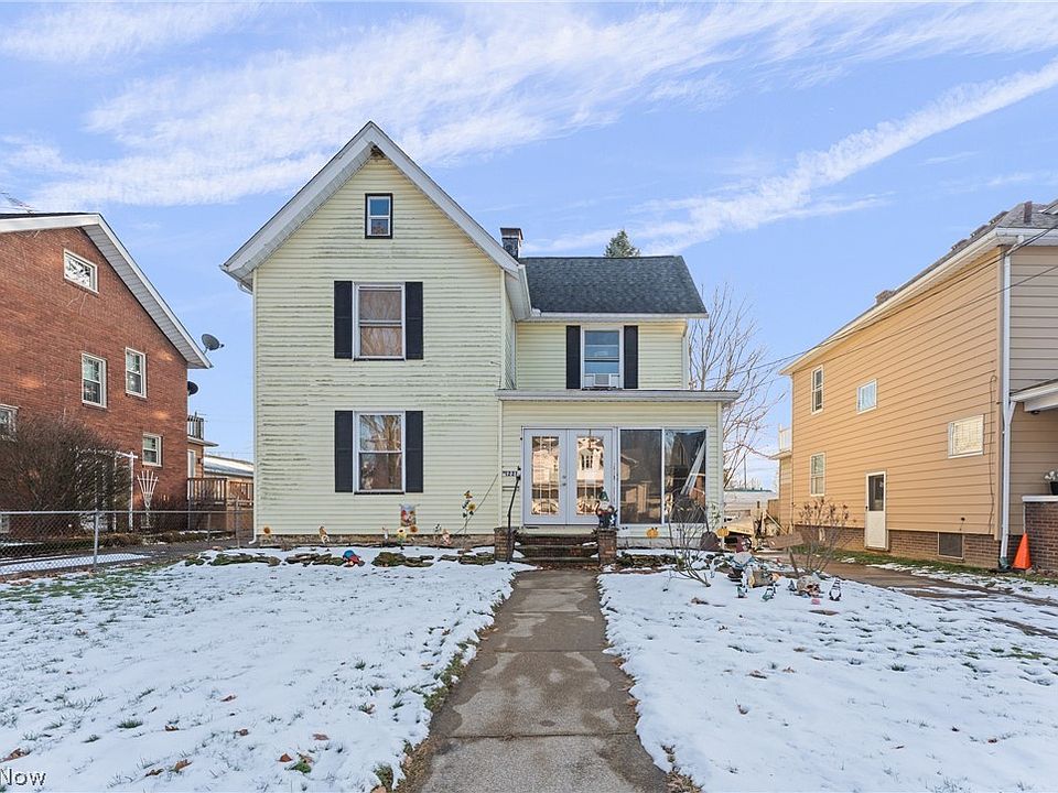 1st image of 1221 North Ave NE