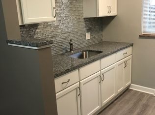 19101 Hilliard Blvd APT 6, Rocky River, OH 44116