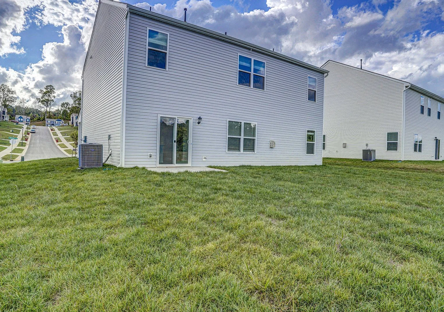 New Construction - 5 Bdrms, 3 Bths, North Johnson City — Photo 4