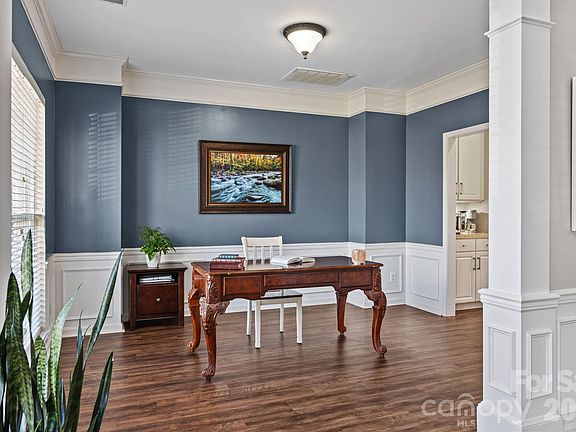 4th image of 173 Coronilla Rd