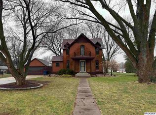 165 N 5th St, Lyons, NE 68038