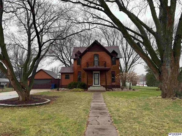 165 N 5th St, Lyons, NE 68038