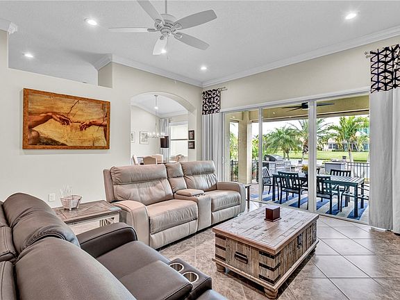 5th image of 777 Fortunella Cir SW