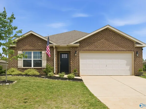 105 Tea Tree Ct, Hazel Green, AL 35750