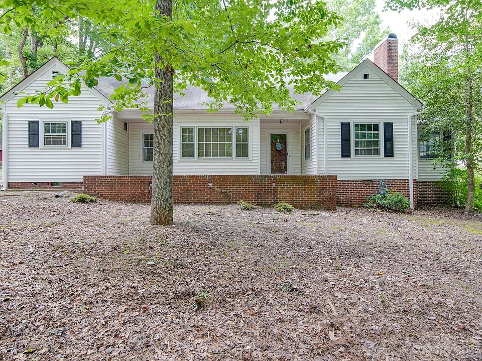 725 E Wade St, Wadesboro, NC 28170 Zillow