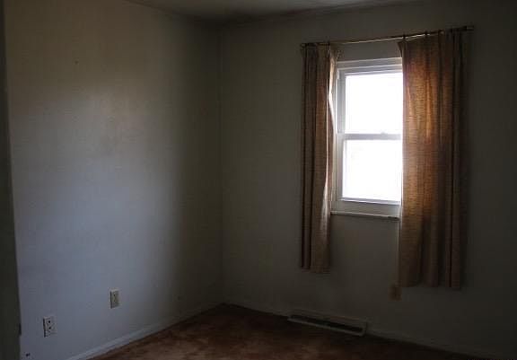 5th image of 8216 Woodglen Dr