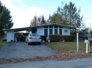 21 The Curve Rd, Rock Hill, NY 12775