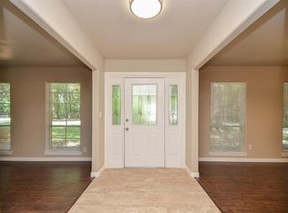 615 Jeb Stuart Ln, Conroe, TX 77302