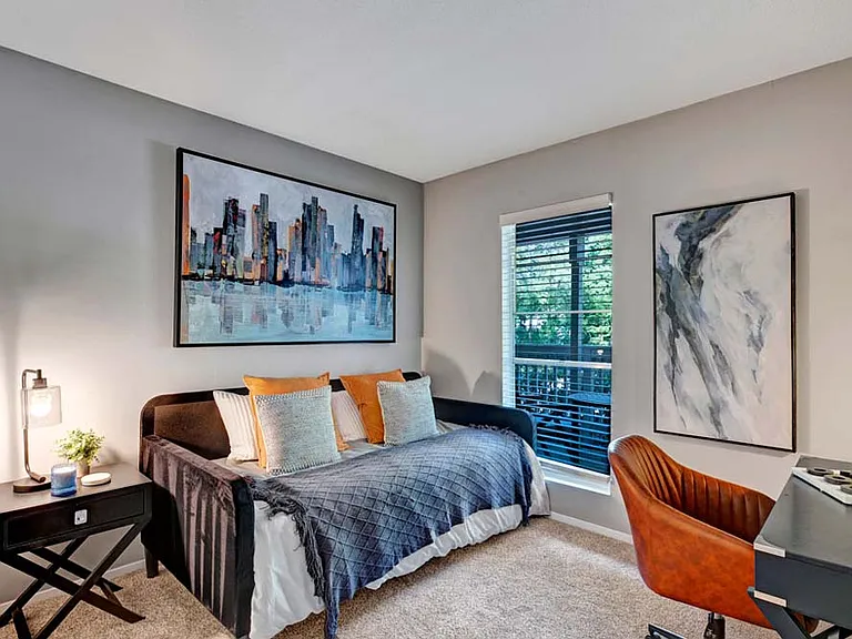 Aria North Hills — Photo 9