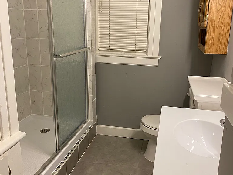 438-440 Hudson Ave #3 — Photo 4