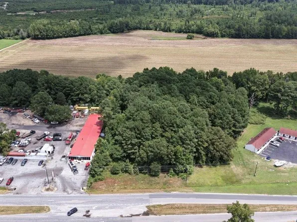 1 Jerusalem Rd, Courtland, VA 23837