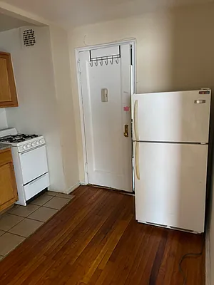 Rented by Voro Purple LLC | media 14