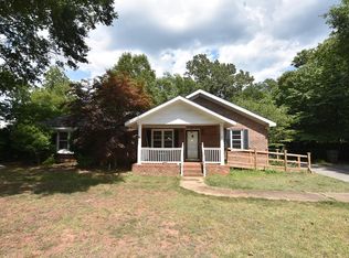 219 Terrace St W, Edgefield, SC 29824