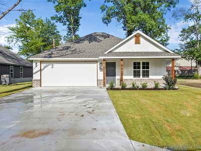 825 S Wood St, Pryor, OK, 74361