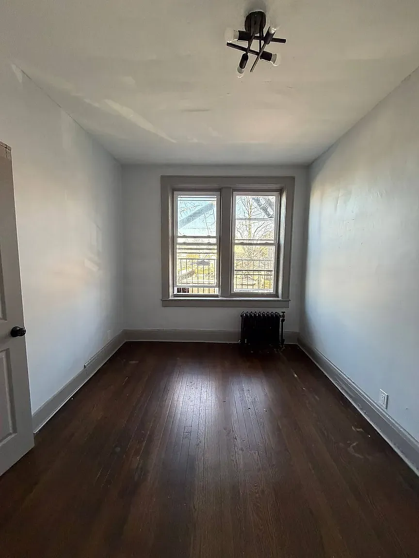 3 bed, $2,250 — Photo 1