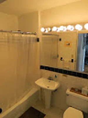 Rented by Tompkins Square Realty | media 28